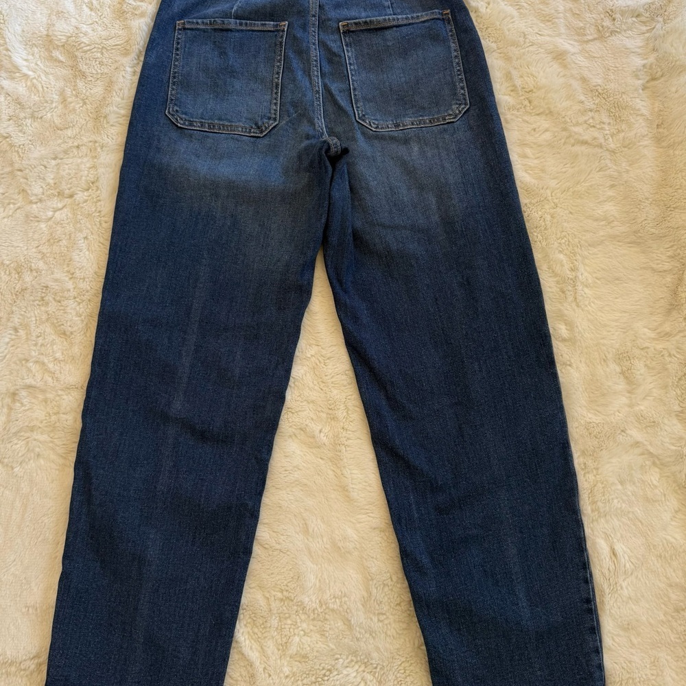 OLD NAVY JEANS HIGH RISE OG LOOSE MEDIUM WASH DENIM SIZE 8 - Picture 3 of 9